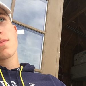 Meet your Posher, Adam